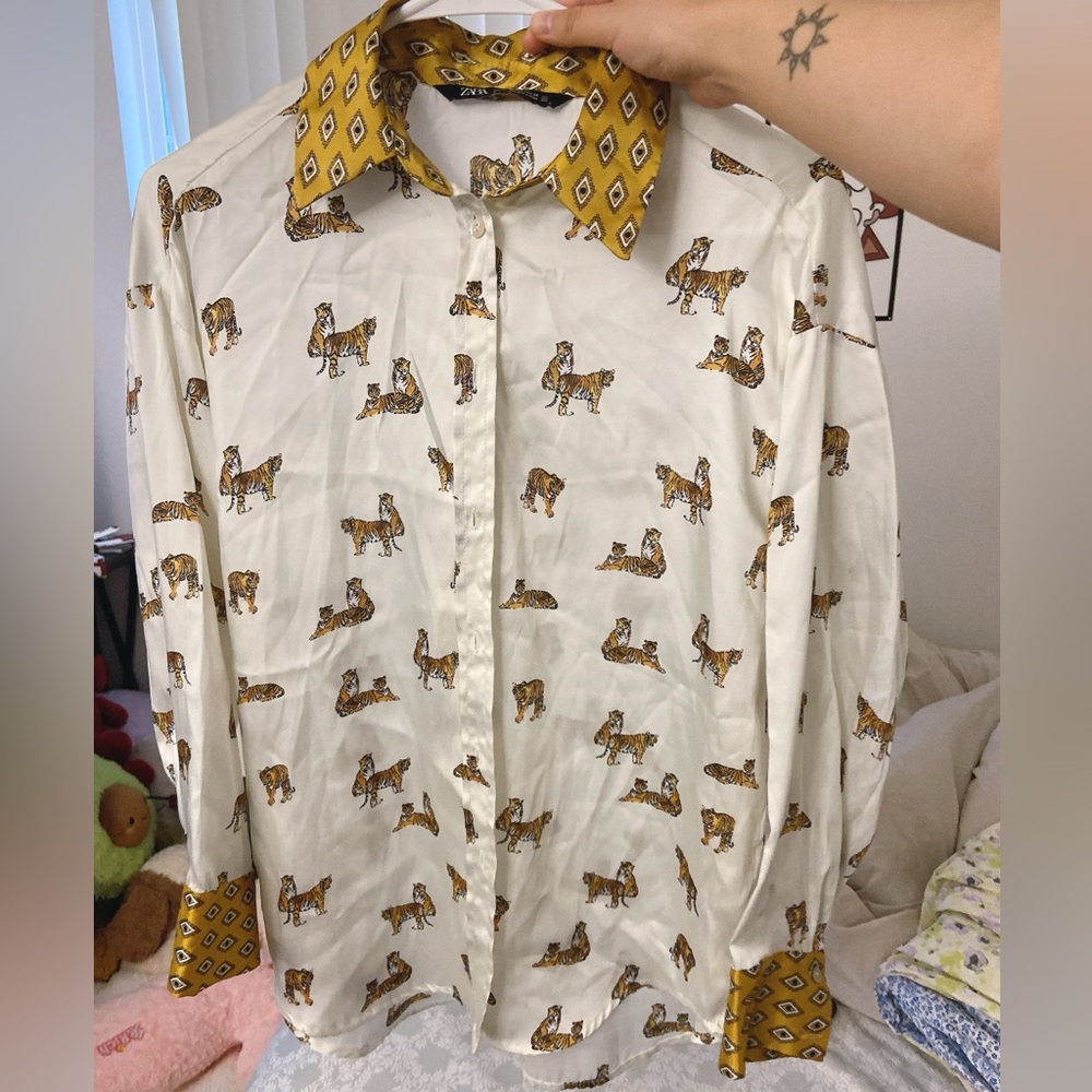 Zara Printed Tiger Blouse - Gold